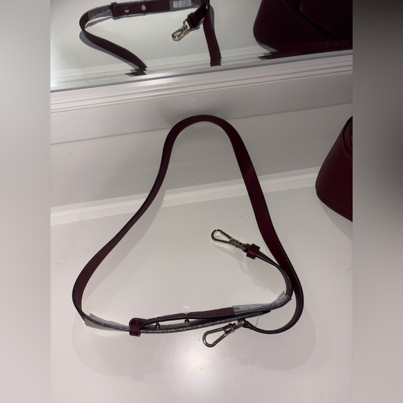 Kate Spade Hudson Medium Convertible Shoulder Bag - Picture 11 of 12